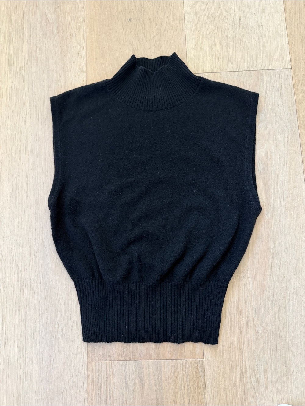 Reformation Arco Cashmere Sleeveless Mock Neck Women’s Sweater